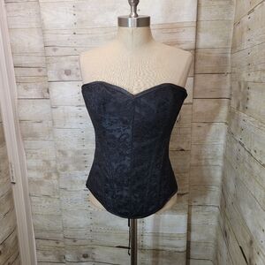 Elegant Black Strapless Corset
